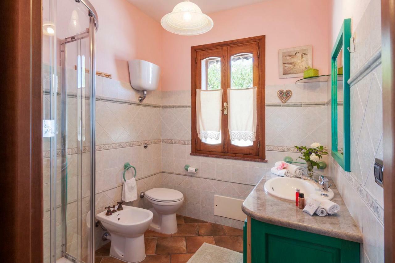 Le Quattro Mura Bed & Breakfast Pula Eksteriør bilde